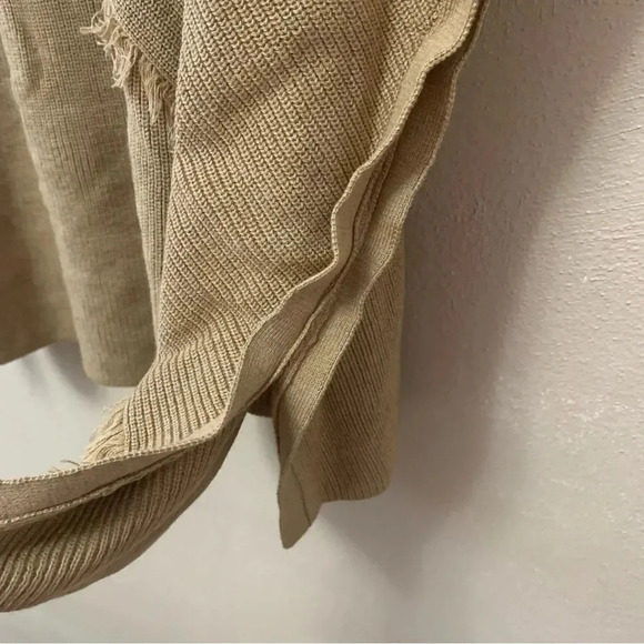 J. Jill Poncho Sweater Size Medium / Large NWT New - Picture 7 of 9